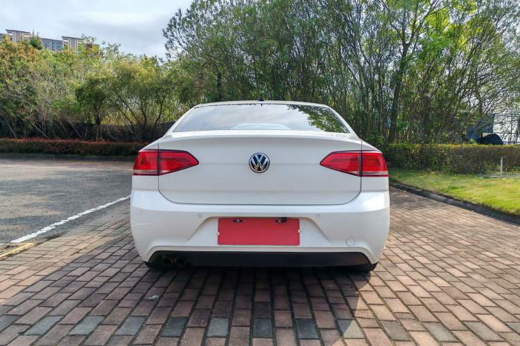 Used Volkswagen Lamando 2017 230TSI DSG Fashion Edition
