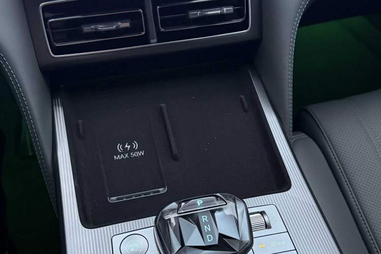 Used BYD Song L DM-i 2025 Intelligent Driving Version 160 km Beyond-Range Type
