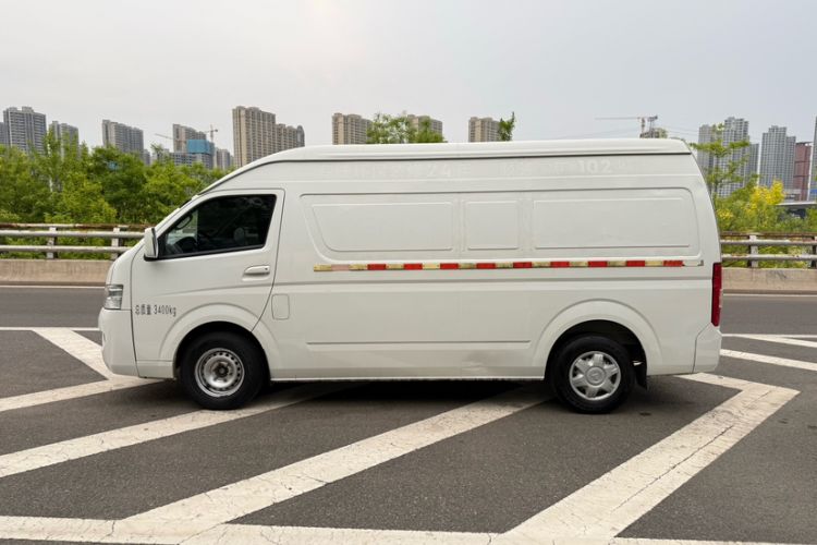 Used Foton Scenic G9 2021 2.4L Gasoline Commercial Version Long Wheelbase High Roof 2-Seater Van Model 4K22D4M