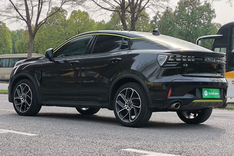 Used Lynk & Co 05 2020 2.0TD Two-Wheel Drive Shine Halo
