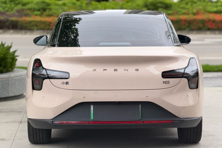 Used XPeng MONA M03 2024 620 with Ultra-Long Range Exterior 2