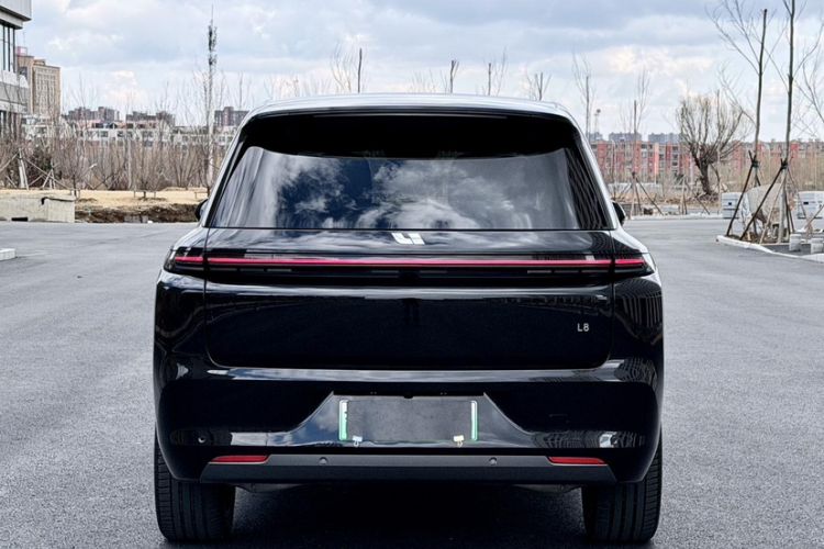 Used Li Auto L8 2025 Pro Smart Refresh Edition Exterior 4