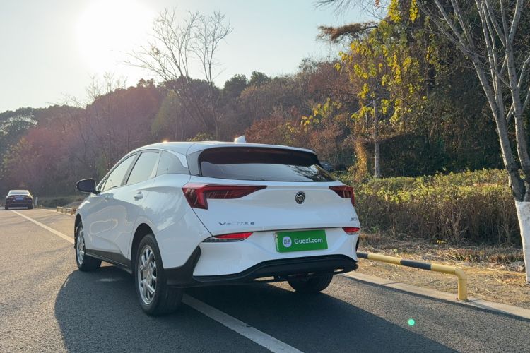 Used Buick Velite 6 2024 450km Range Commuter Version
