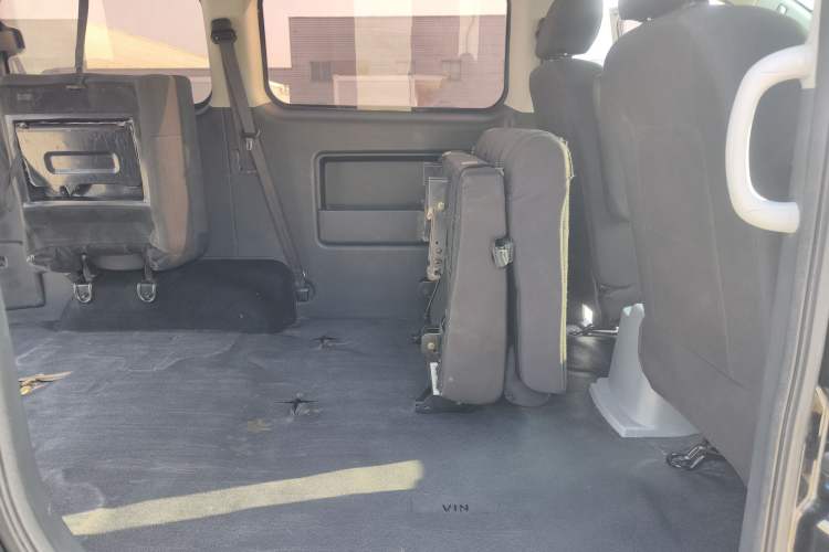 Used JAC Refine M3 2018 1.6L Express Edition 7-Seater
