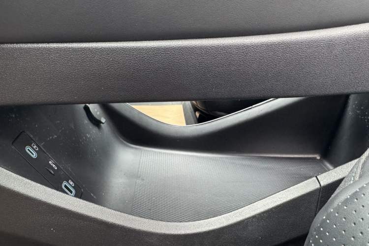 Used BYD Seal 06 New Energy 2024 DM-i 120KM Luxury Model
