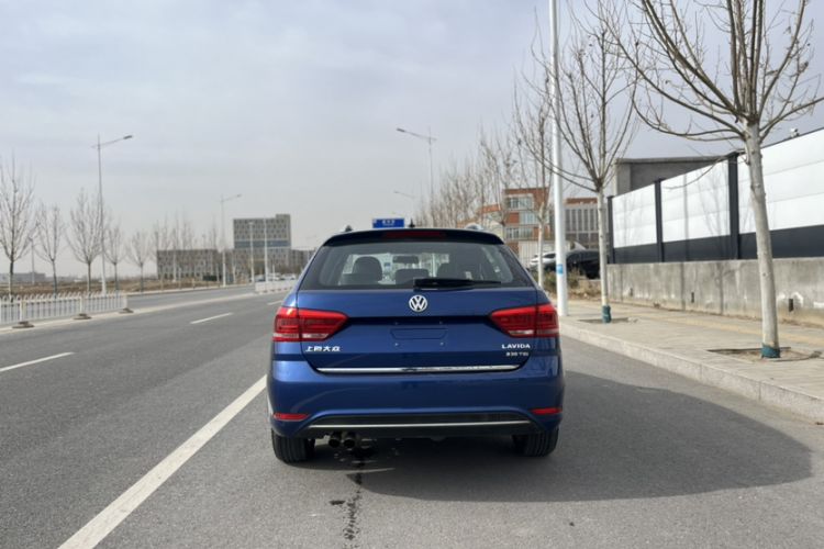 Used Volkswagen Gran Lavida 2015 230TSI DSG Comfort Edition
