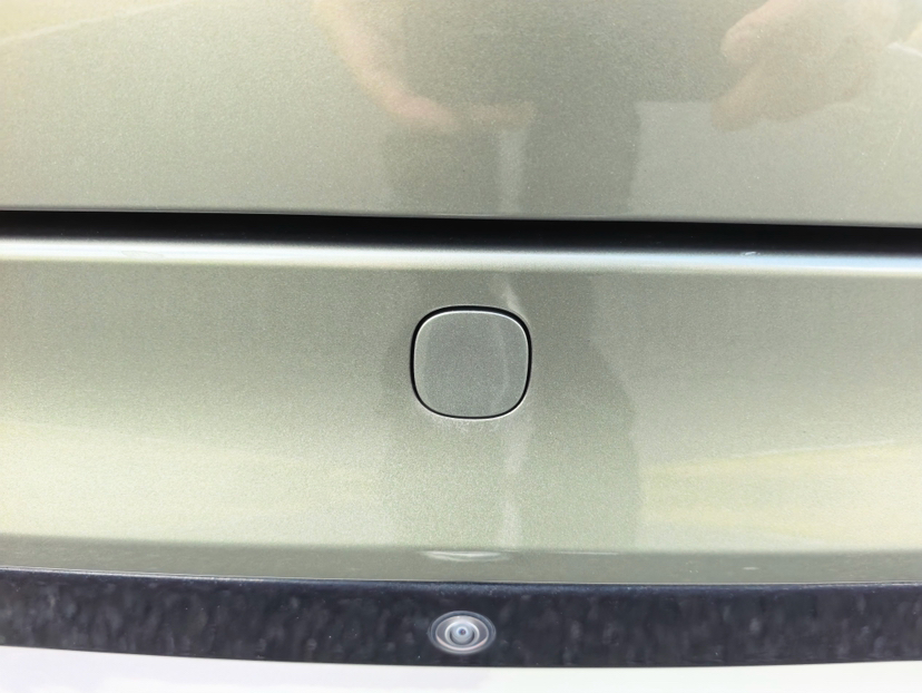 Xiaomi Auto SU7 2024 Rear-Drive Ultra-Long Range Advanced Pro-Level Intelligent Driving Version — снимка 13