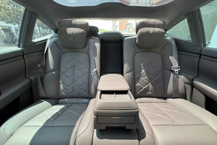 Used Nio ET7 2024 75 kWh Executive Edition
