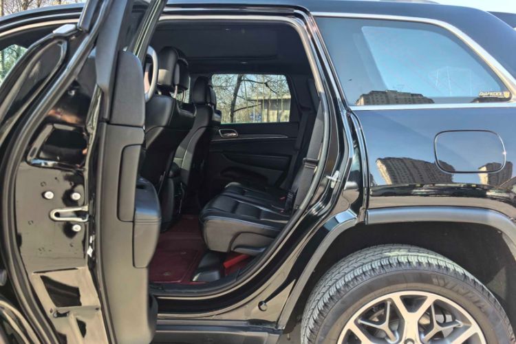 Used Jeep Grand Cherokee 2020 3.0L Elite Navigation Edition