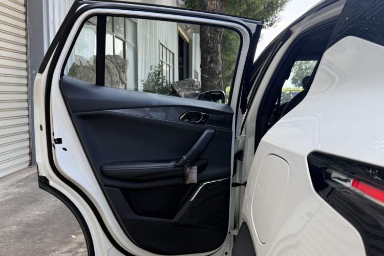 Used Lynk & Co 06 2023 Remix 1.5T Dynamic Halo