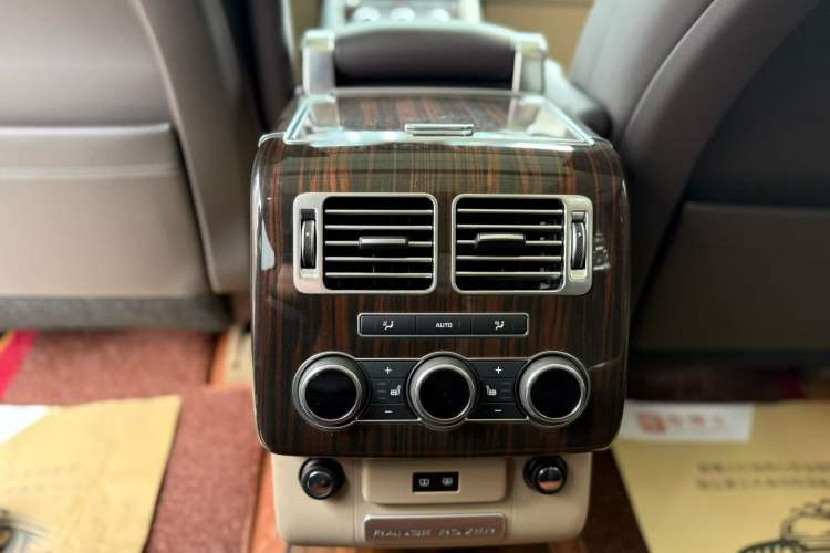 Used Land Rover Range Rover 2016 3.0 SC V6 Vogue Extended Version
