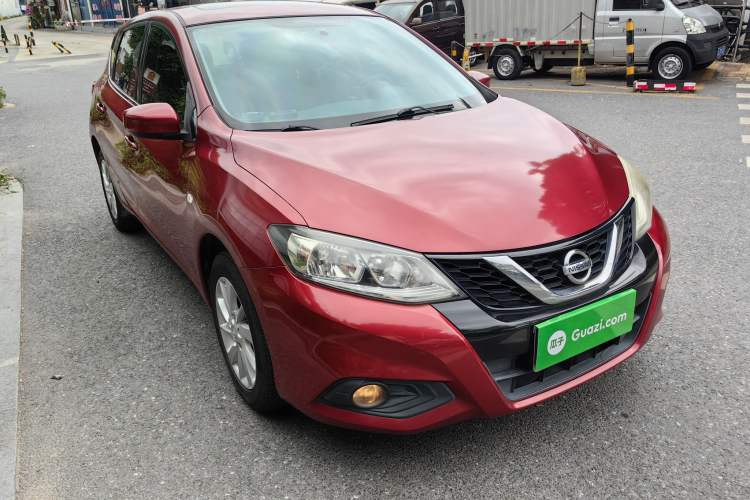 Used Nissan Tiida 2016 1.6L CVT Cool Dynamic Edition Exterior 2