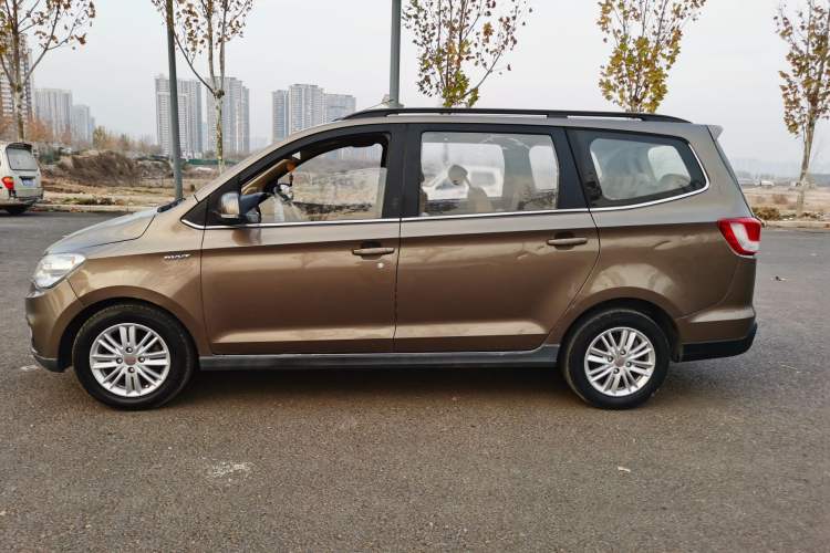 Used Wuling Hongguang 2015 1.5L S1 Comfort China V Standard
