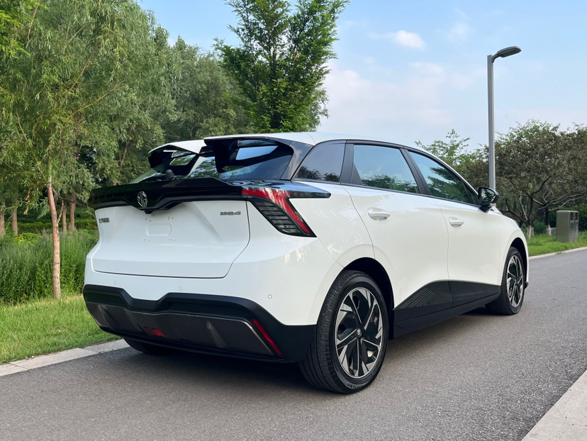 MG 4 EV 2023 415 km Range Sea-Faring Champion Edition — снимка 17