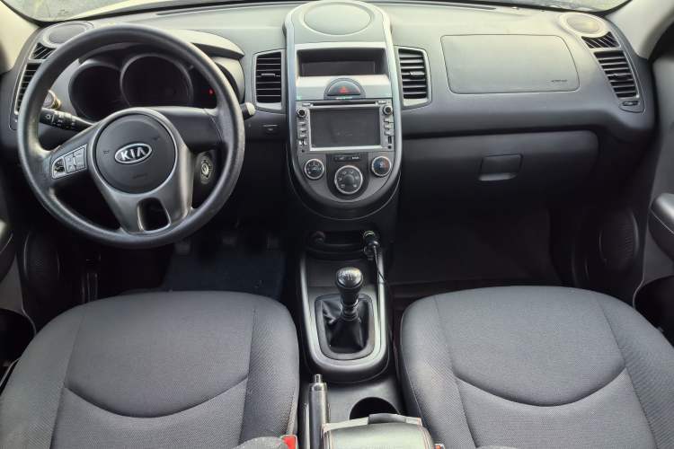 Used Kia Soul 2013 1.6L MT GL