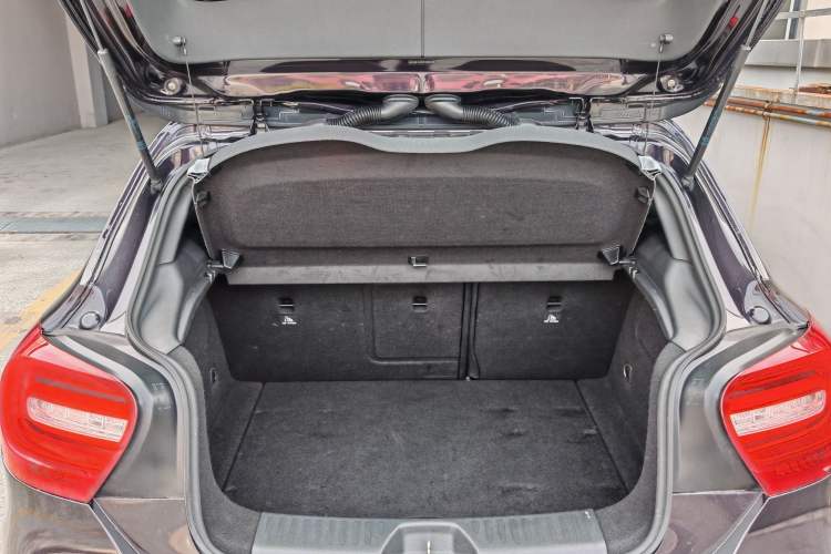 Used Mercedes-Benz A-Class 2015 A 180 Trunk