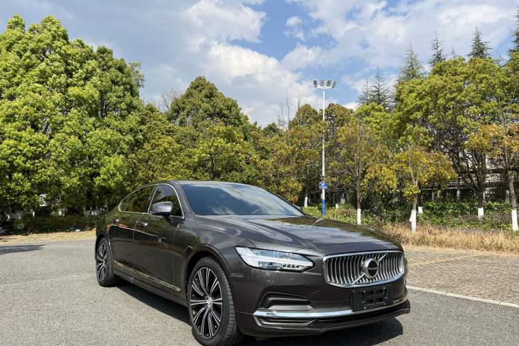Used Volvo S90 2023 B5 Zhiyuan Luxury Edition