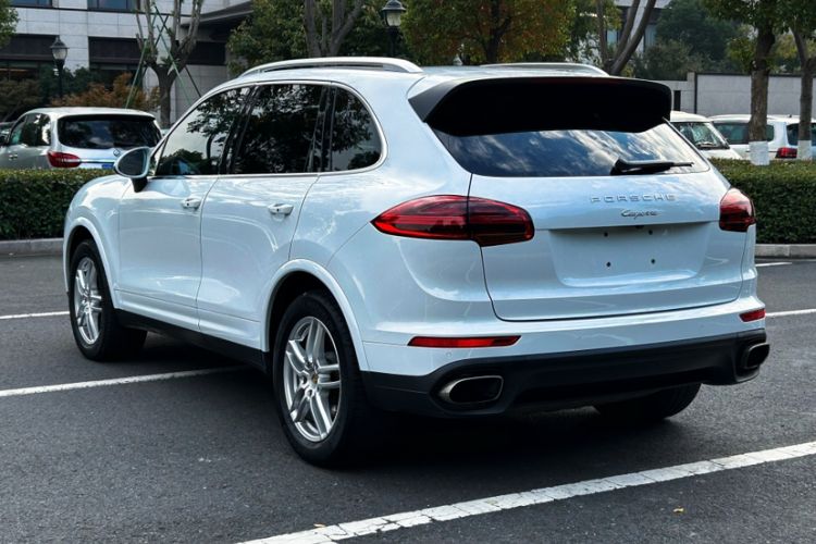 Used Porsche Cayenne 2016 Cayenne Platinum Edition 3.0T