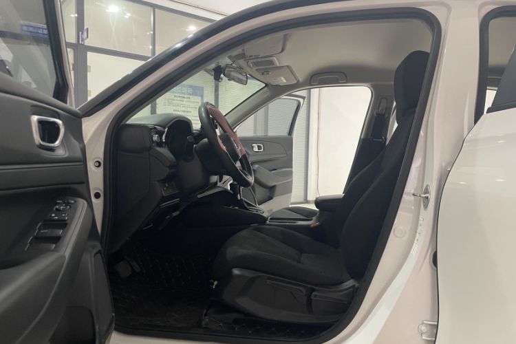 Used Honda Vezel 2023 1.5L CVT Elite Edition
