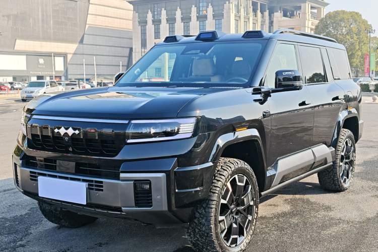 Used Formula Leopard 8 2025 Smart & Brave Flagship Edition 7 Seats