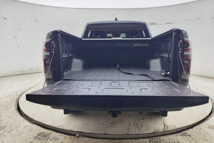 Used Great Wall Poer 2019 2.0T Automatic Gasoline 4x4 Sport Edition GW4C20B