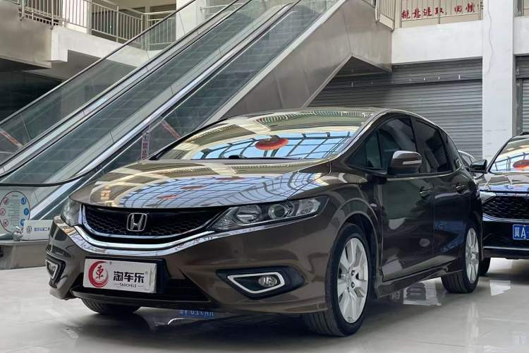 Used Honda Jade 2016 1.8L Automatic Comfort Elite Version 5 Seats