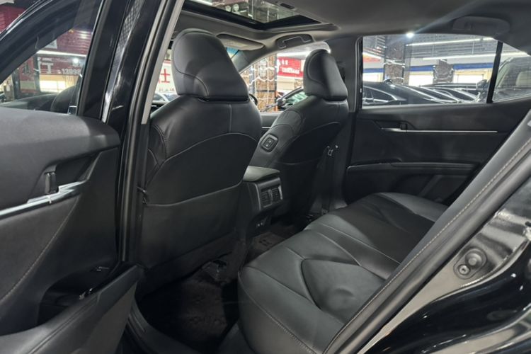 Used Toyota Camry 2019 2.0G Luxury Edition China VI Standard