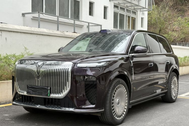 Used VOYAH Titan 2026 Model Max+ Front Left 45 Deg