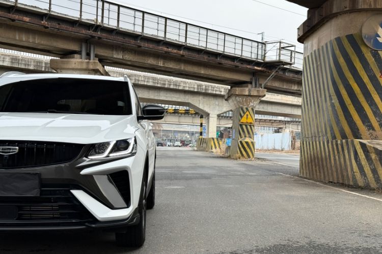 Used Geely Auto Coolray 2023 1.5T DCT Platinum Edition