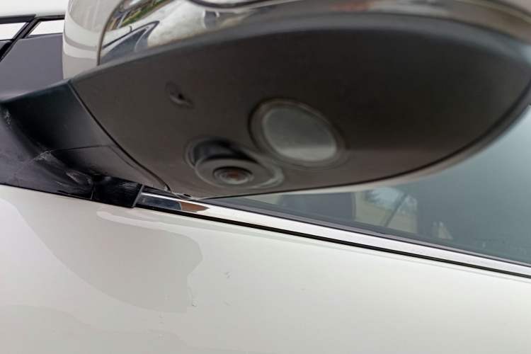 Used BYD S7 2015 2.0T Upgraded Automatic Luxury Version Exterior 11