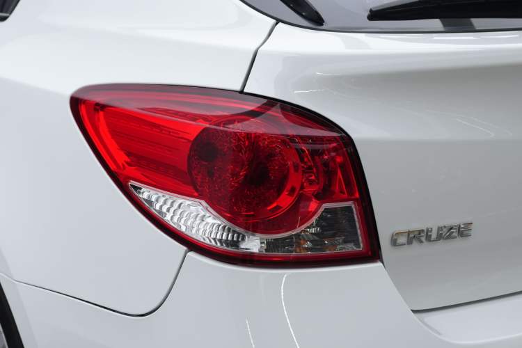 Used Chevrolet Cruze 2013 Hatchback 1.6L Automatic Luxury Model