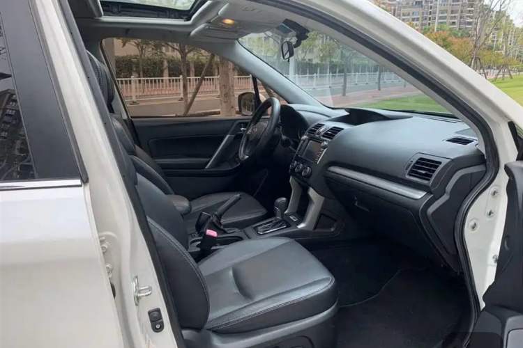 Used Subaru Forester 2013 2.5i Automatic Luxury Edition