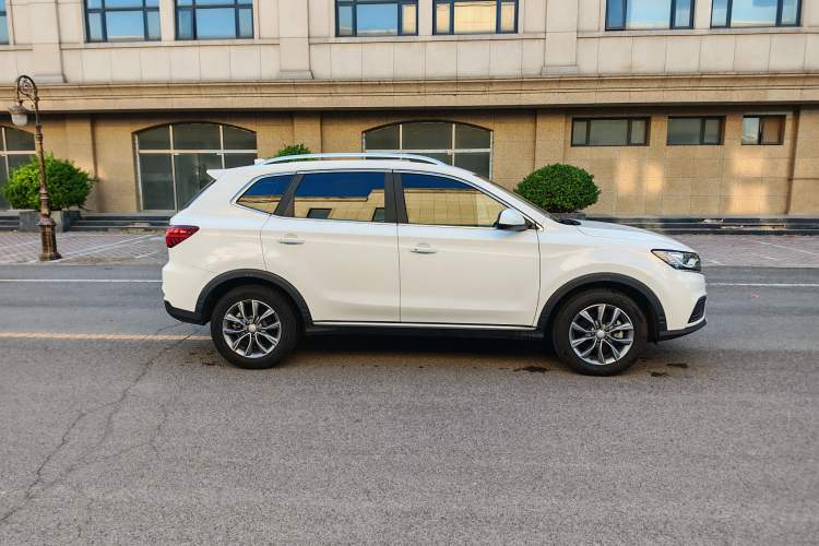 Used Roewe RX5 2022 330TGI Automatic National Style Edition Exterior 3