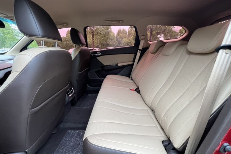 Used Baojun 310W 2017 1.5L Manual Fashion Model China V