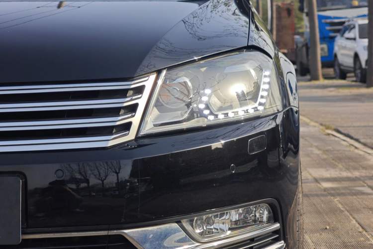 Used Volkswagen Magotan 2016 1.8TSI Luxury Comfort Model Exterior 5