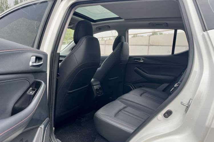 Used GAC Trumpchi GS4 2020 270T Automatic Elite Tech Edition Interior 7