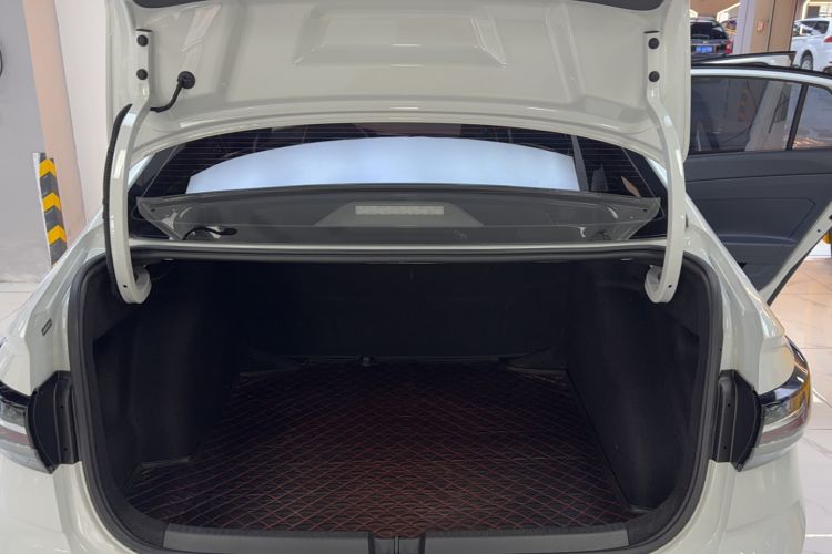 Used Volkswagen Lavida 2023 New Rui 1.5L Automatic New Yi Edition
