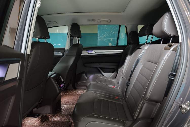 Used Volkswagen Teramont 2020 330TSI Two-Wheel-Drive Luxury Edition China VI Standard
