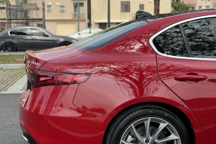 Used Alfa Romeo Giulia 2017 2.0T 280HP Luxury Edition