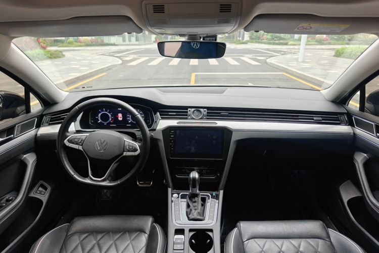 Used Volkswagen Magotan GTE Plug-in Hybrid 2022 GTE Luxury Model
