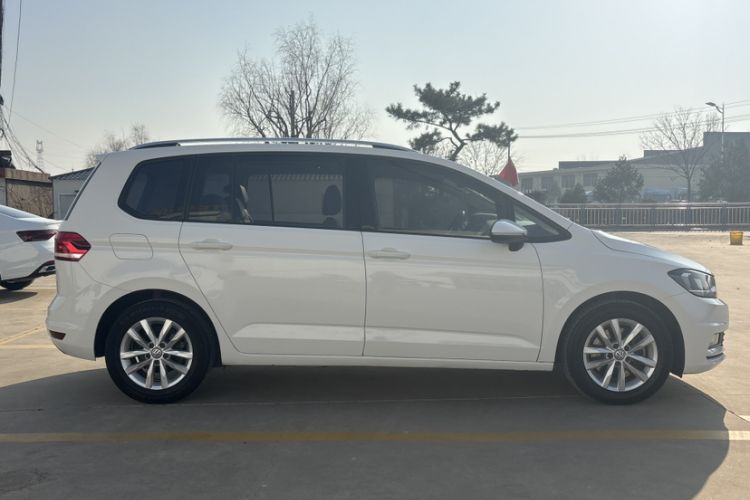 Used Volkswagen Touran 2018 Volkswagen Touran L 280TSI DSG Comfort Edition 7 Seats China V Emission Standard