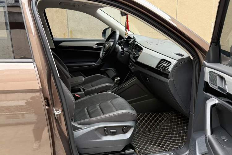 Used Volkswagen Tayron 2020 280TSI Two-Wheel Drive Luxury Connect Edition
