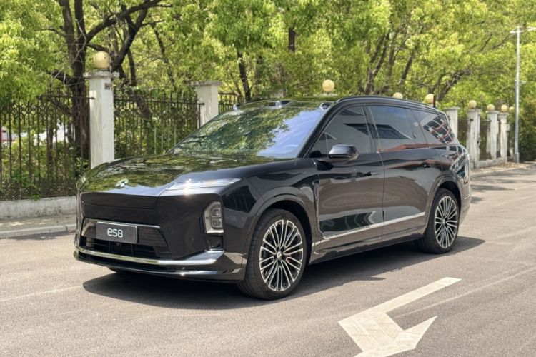 Used Nio ES8 2024 75 kWh Exterior 3