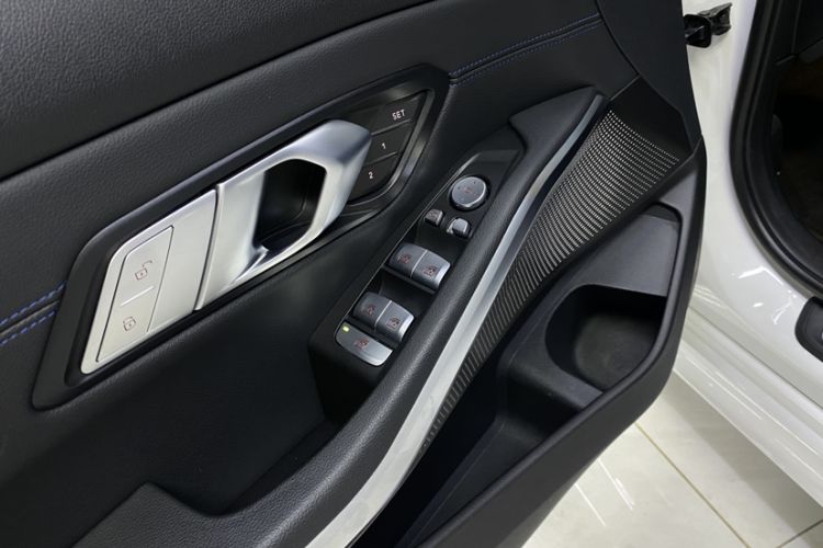 Used BMW 3 Series 2022 320Li M Sport Package Interior 5