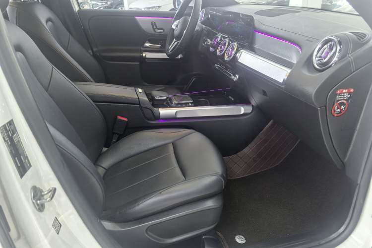 Used Mercedes-Benz GLB 2022 Second Facelift GLB 200 Dynamic Edition
