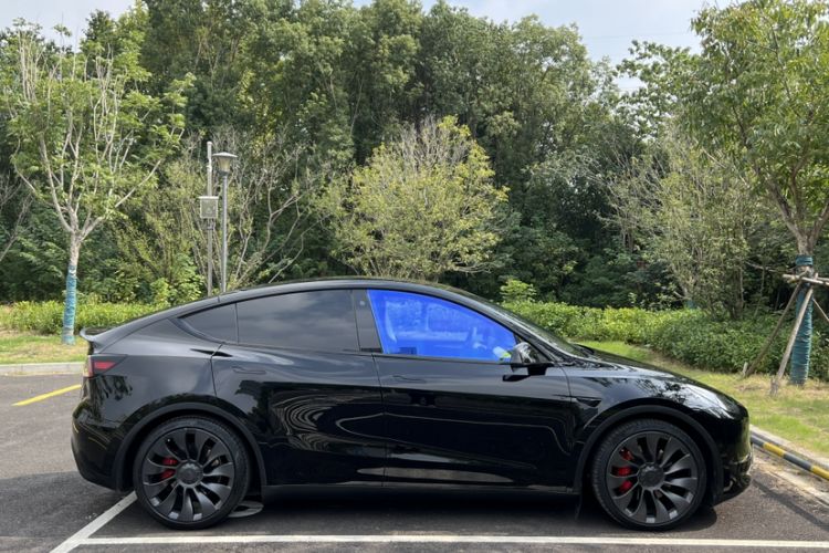 Used Tesla Model Y 2022 Performance High-Performance All-Wheel-Drive Version