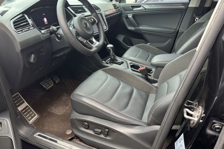 Used Volkswagen Tiguan L 2021 330TSI Automatic Two-Wheel Drive R-Line Enhanced Edition