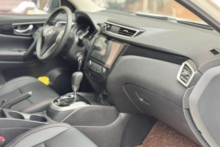 Used Nissan Qashqai 2016 2.0L CVT Elite Edition