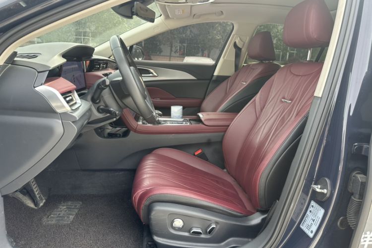 Used Hongqi H5 2024 2.0T Automatic Smart Connect Flagship Edition
