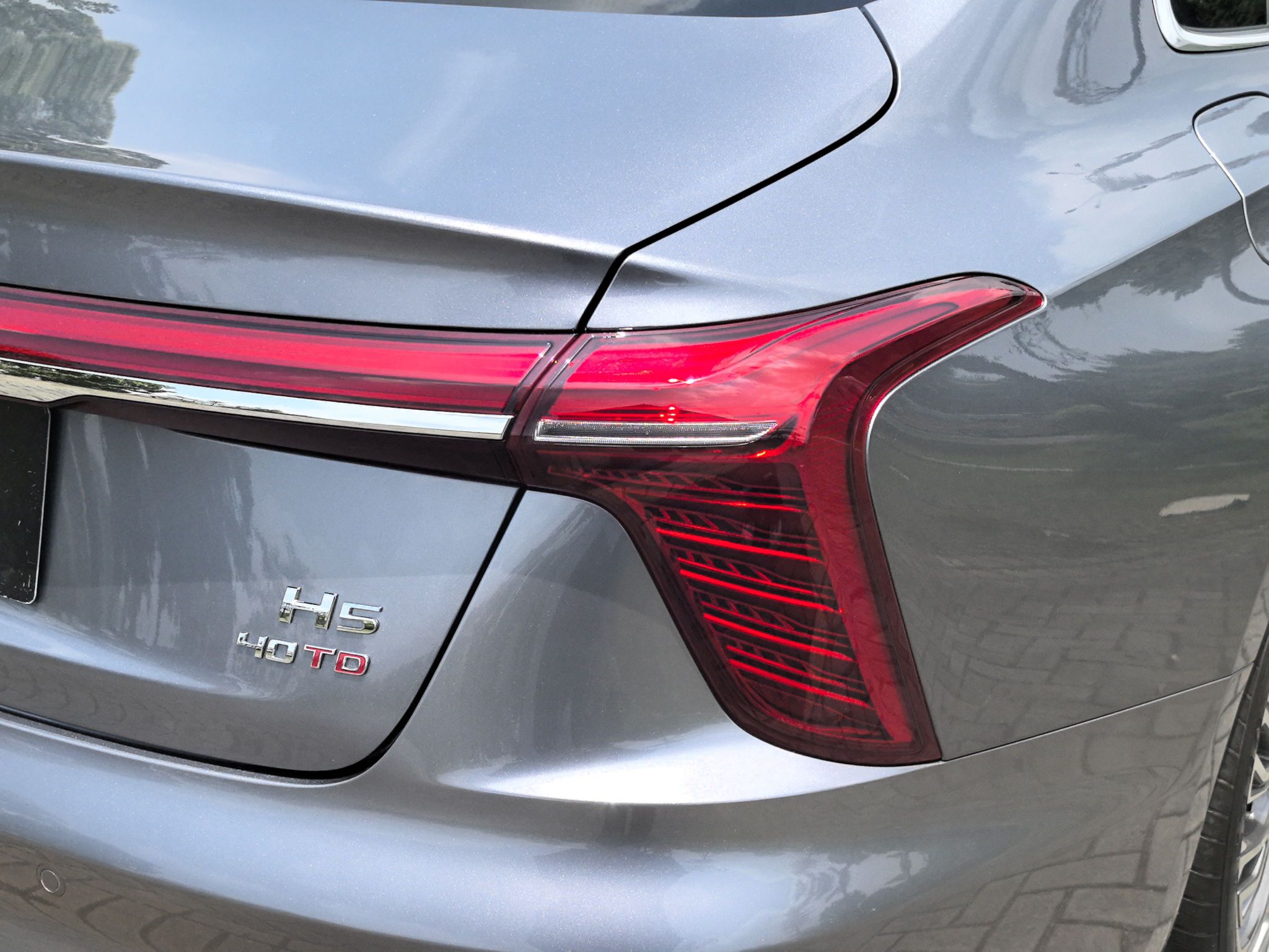 Hongqi H5 2023 2.0T Automatic Smart Connect Flagship Edition - Chinese Trim Ling — снимка 19